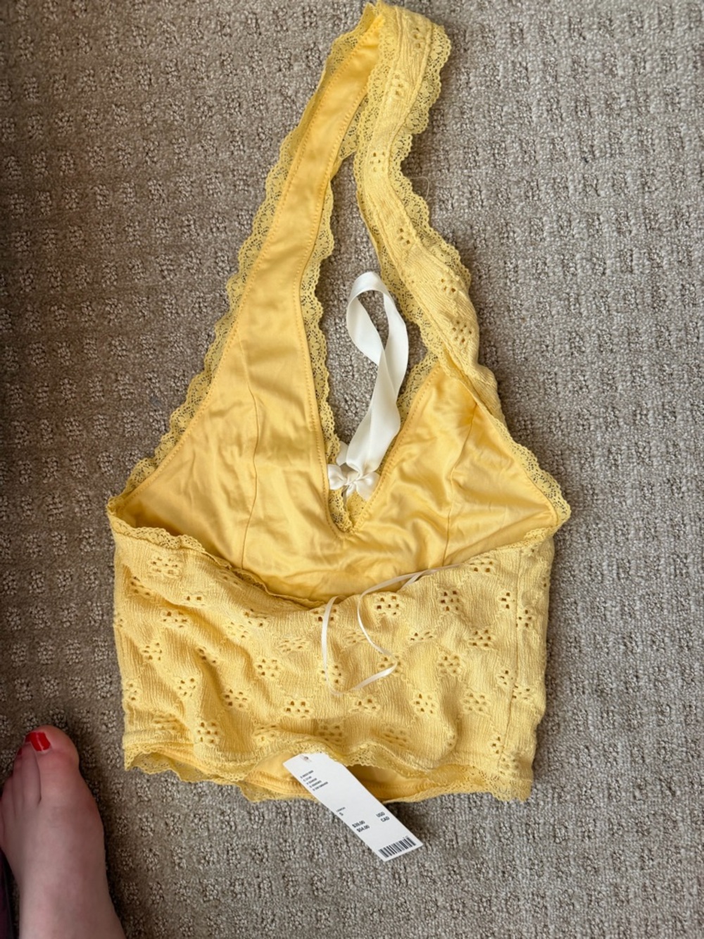 NWT Lemon Yellow Lace Halter Tie-Front Top - Picture 4 of 4